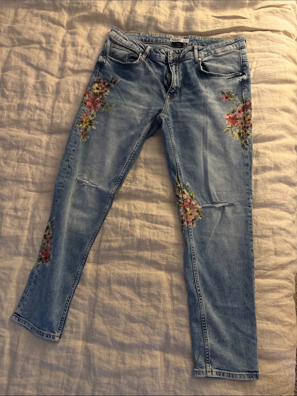 Zara Light Blue Skinny Jeans with Floral Painted Flowers